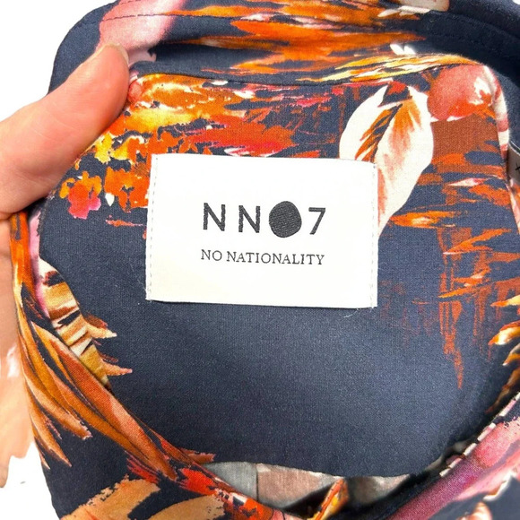 No Nationality Tyrion Short Sleeve Button Down Navy Print 605 Men's Size XL - Picture 6 of 11